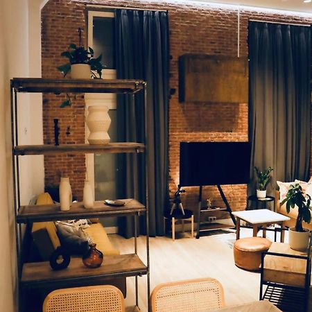 Ferienwohnung Unique Nyc Style Loft In The Heart Of Madrid Exterior foto